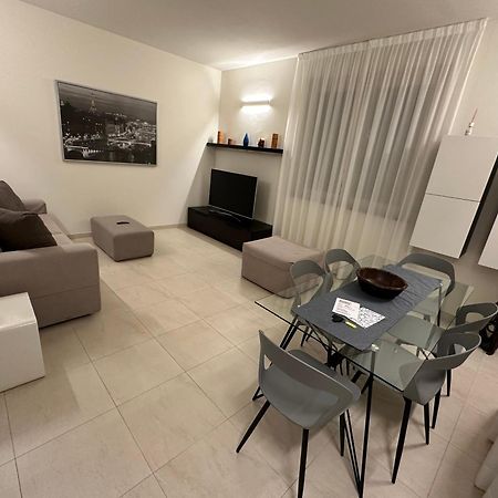Casavale Elegante Residenza 108 Mq Max 7 Persone Διαμέρισμα Πιατσέντζα Εξωτερικό φωτογραφία