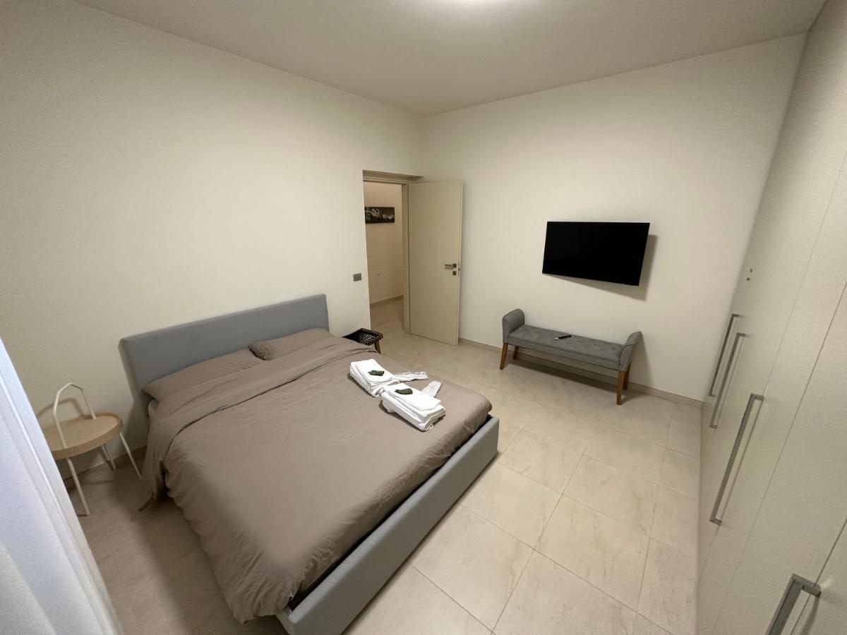 Casavale Elegante Residenza 108 Mq Max 7 Persone Διαμέρισμα Πιατσέντζα Εξωτερικό φωτογραφία