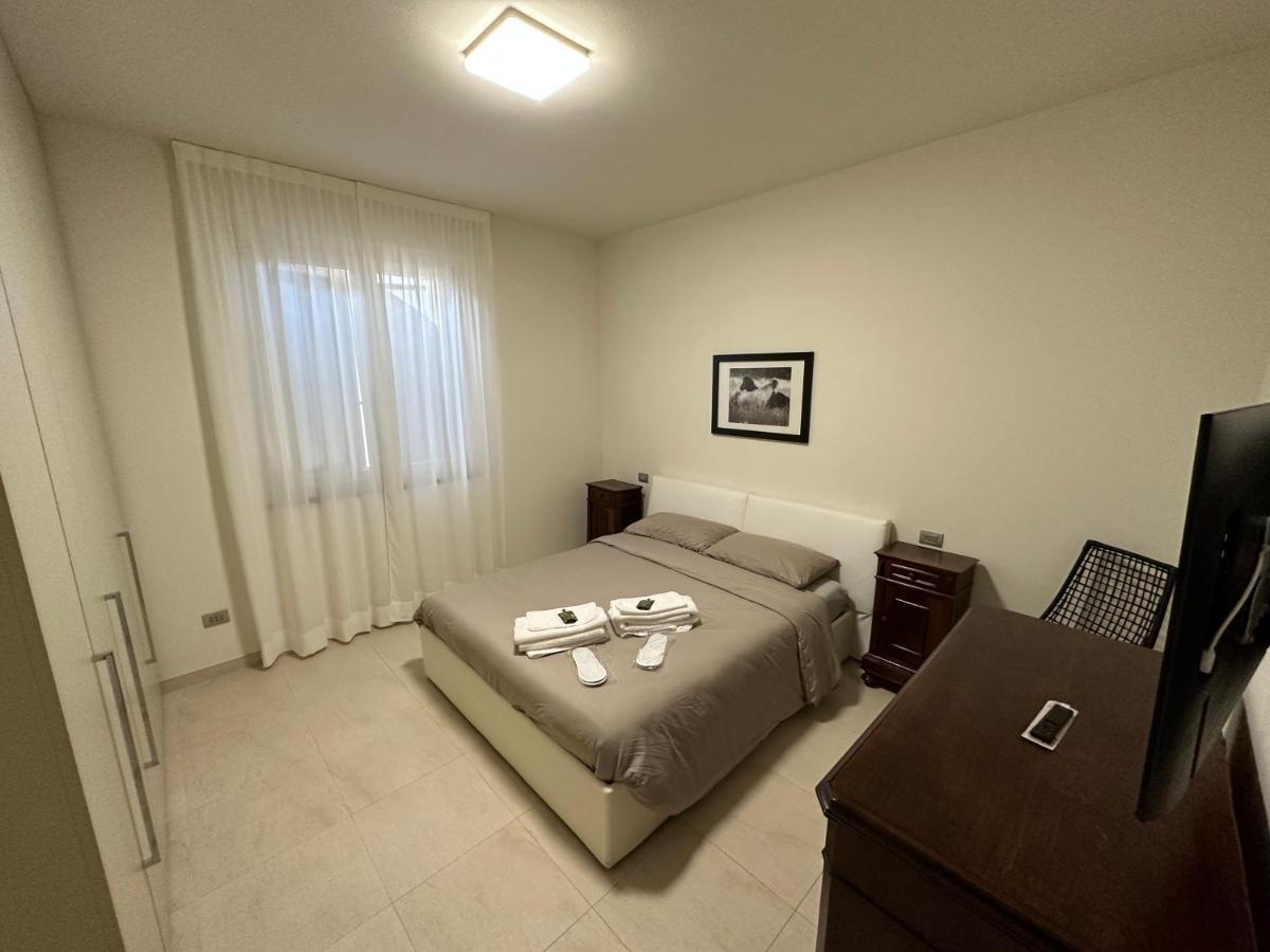Casavale Elegante Residenza 108 Mq Max 7 Persone Διαμέρισμα Πιατσέντζα Εξωτερικό φωτογραφία