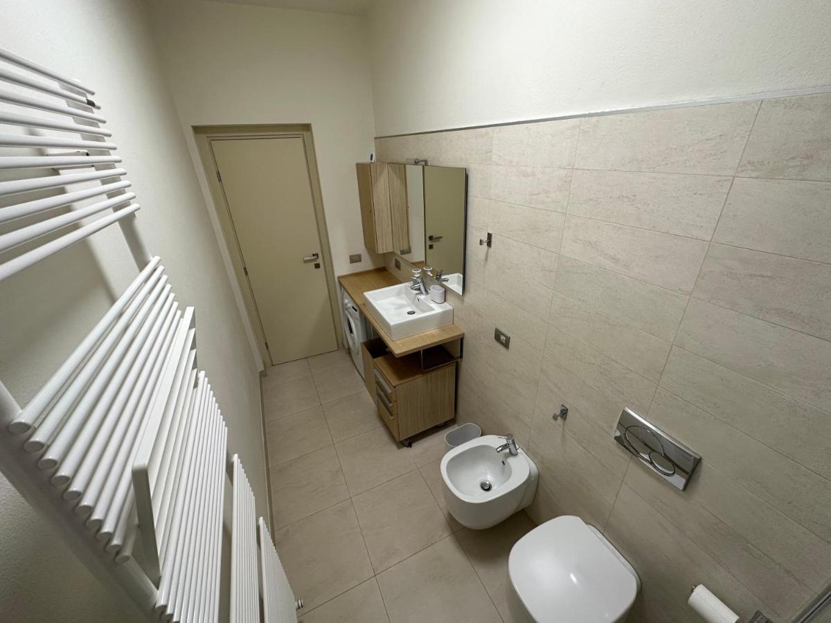 Casavale Elegante Residenza 108 Mq Max 7 Persone Διαμέρισμα Πιατσέντζα Εξωτερικό φωτογραφία