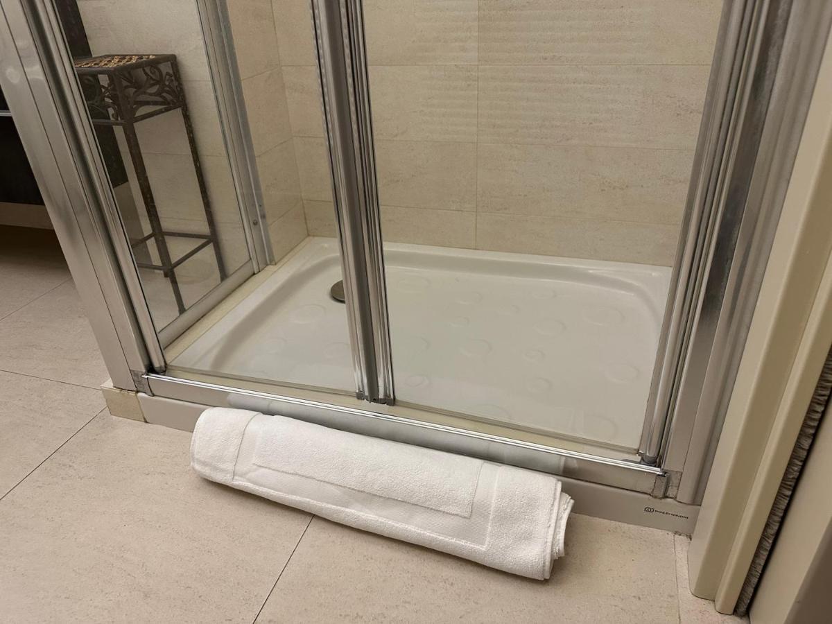 Casavale Elegante Residenza 108 Mq Max 7 Persone Διαμέρισμα Πιατσέντζα Εξωτερικό φωτογραφία