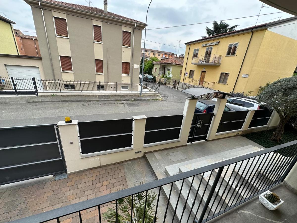 Casavale Elegante Residenza 108 Mq Max 7 Persone Διαμέρισμα Πιατσέντζα Εξωτερικό φωτογραφία